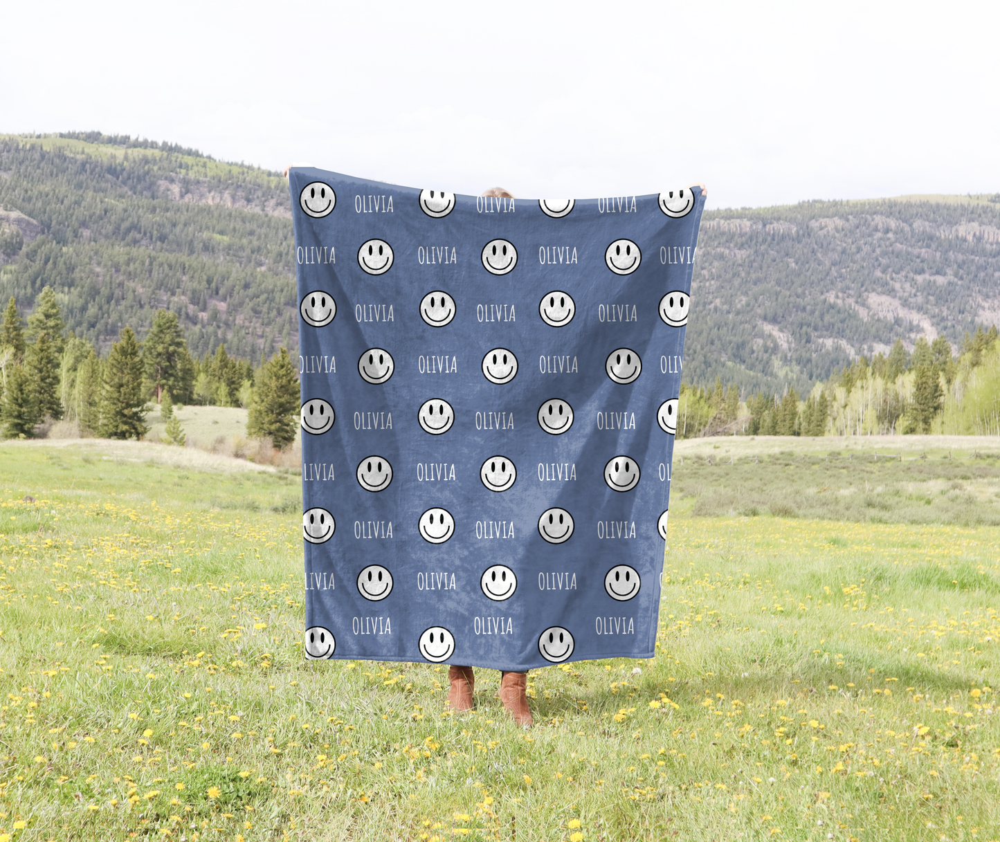 retro smile face design personalize blanket